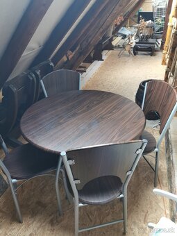 Jedálenský stôl a stoličky - 3