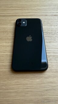 Predám iPhone 11 / 128 GB / čierna farba + EarPods - 3