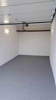 Garáž na predaj nedaleko Viva parku - 3