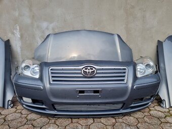 Toyota Avensis T25 predok - 3