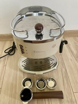 Kávovar DeLonghi - 3