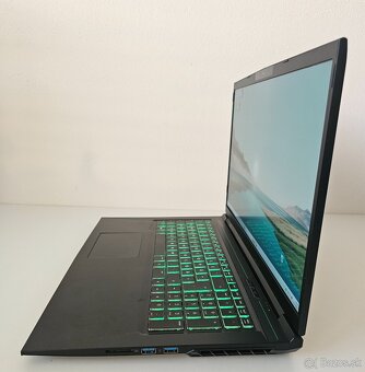Herný notebook Monster Intel i7 RTX 3050 RAM 16 GB SSD - 3