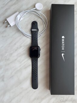 Apple watch SE 44mm - 3