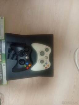 Na predaj Xbox 360 + 8 hier + kábel HDMI + 300 GB disk | GTA - 3