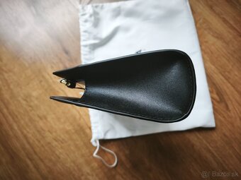Malá čierna kožená kabelka zn. Furla - 3