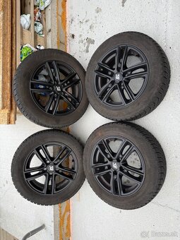 Predám zimné pneumatiky 185/60 r15 na nových RC diskoch - 3