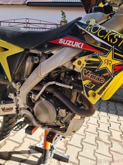Suzuki 250 - 3