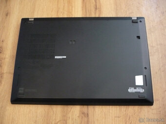 Lenovo Thinkpad T14s - Top stav - 3