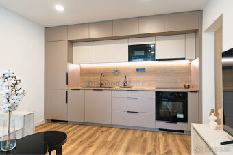 PRENAJATÝ - Na prenájom menší 2 izbový byt na ulici Palkovič - 3