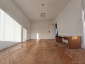 PREDAJ 3,5- izbový byt v centre mesta - 3