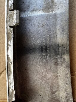 Volvo v40 cross country 2012- predný spoiler , - 3