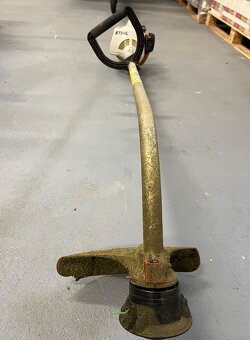 Stihl FS38 krovinorez - 3