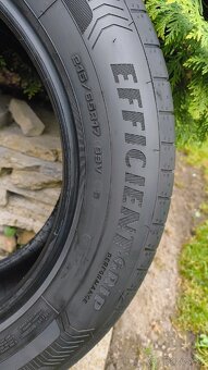 Goodyear Efficientgrip Performance 215/65 R17 - 3