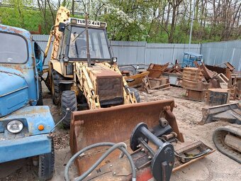 JCB 3CX 4X4 - 3