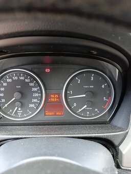 BMW E90 330xd - 3