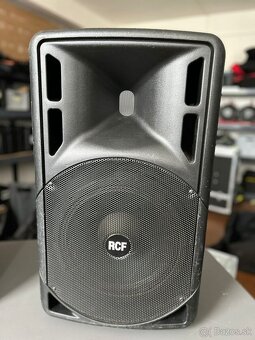 Predám 2ks reproduktorov RCF ART 315-A + statívy - 3