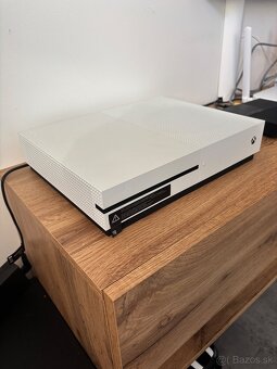 Xbox one S - 3