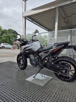 Ktm duke 790 - 3