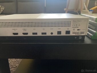 Xbox one S - 3