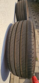 MICHELIN e-primacy 205/55 R19 97H - 3