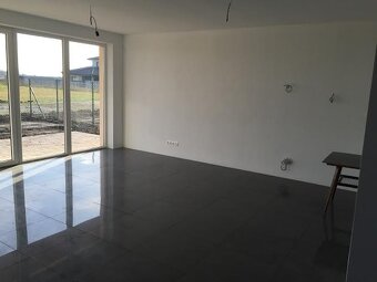 novostavba 3,5 izbový RD v štandarde (s kanalizáciou) - 3