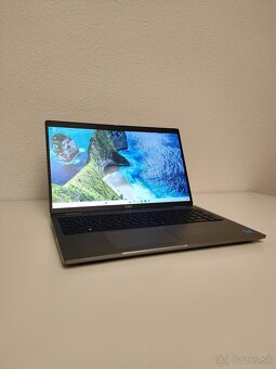 Dell Latitude 5520| i3-1125G4 | 8 GB RAM | 256 GB SSD | 15.6 - 3