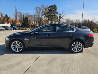 Jaguar XF 2.2D i4 Luxury Automat EDITION - 3