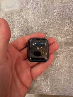Apple Watch SE 44mm - 3