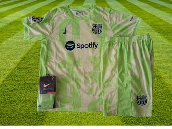 RAPHINHA zelený dres FC Barcelona - - 3