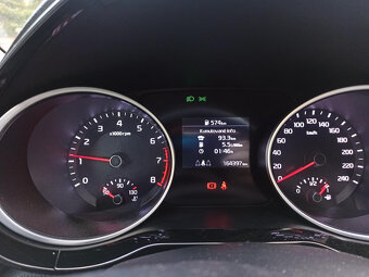 Predám KIA CEED GOLD 1.4 T-GDI 103kW/140k M6 Rok.v 2018 - 3