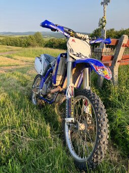 Yamaha YZF 450 - 3