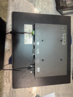 plug-in tech lcd touchscreen monitor - 3