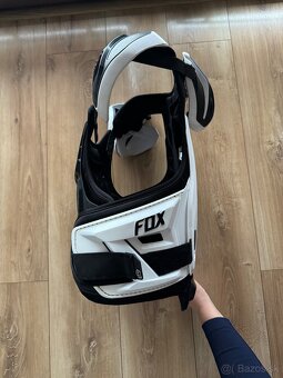 Chránič tela Fox - 3