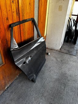 Hyundai Tucson III 2015- pravé zadné dvere - 3