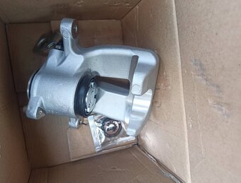 Brzdový strmene Vw Passat, Skoda Superb, A6 c5 A4 - 3