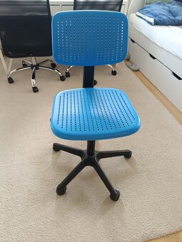 Predám detskú stoličku s kolieskami - 3