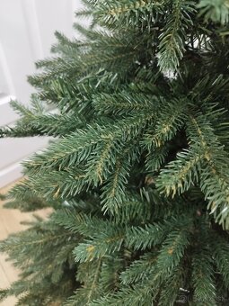 Vianočný stromček 3D, smrek horský, 150 cm - 3
