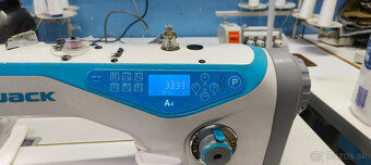 Průmyslový automaticky šicí stroj Jack A4 - 3