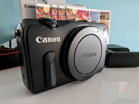 Canon EOS M - 3