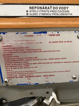 ROBOT UNIVERZÁLNY 20 L, RM-200H - 3