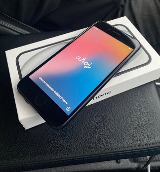 IPHONE SE 2020 - 3