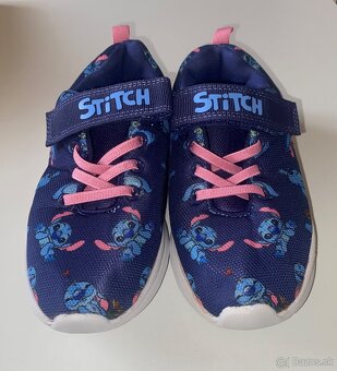 Primark Stitch lahke tenisky velkost 30/31 (20 cm) - 3
