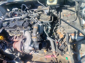 Predám náhradné diely na Ford Mondeo rok 2013 - 3