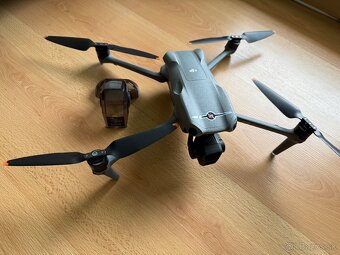 DJI AIR 3 - 3