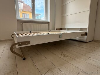 🛏️ Výklopná posteľ do steny (skriňová) – biela, lesklá - 3
