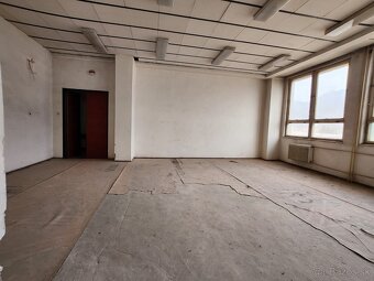 Zaujímavá investičná PRÍLEŽITOSŤ Predaj polyfunkčnej budovy - 3