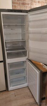 Predam chladničku s mrazničkou LG - 3