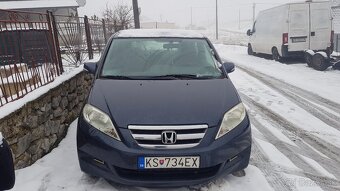 predám Honda fr-v - 3
