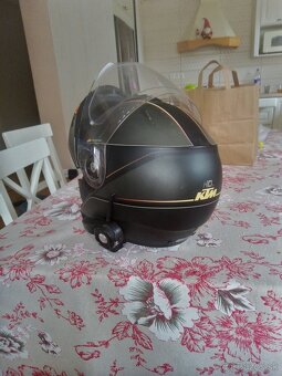 Prilba Schuberth c4 - 3