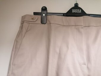 Krátke nohavice Marks spencer veľkosť 18 (46) - 3
